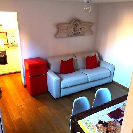 Historical And Luxury Apartment Болонья Екстер'єр фото