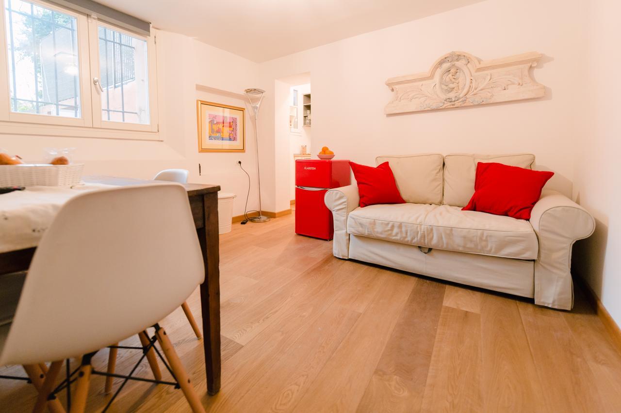 Historical And Luxury Apartment Болонья Екстер'єр фото