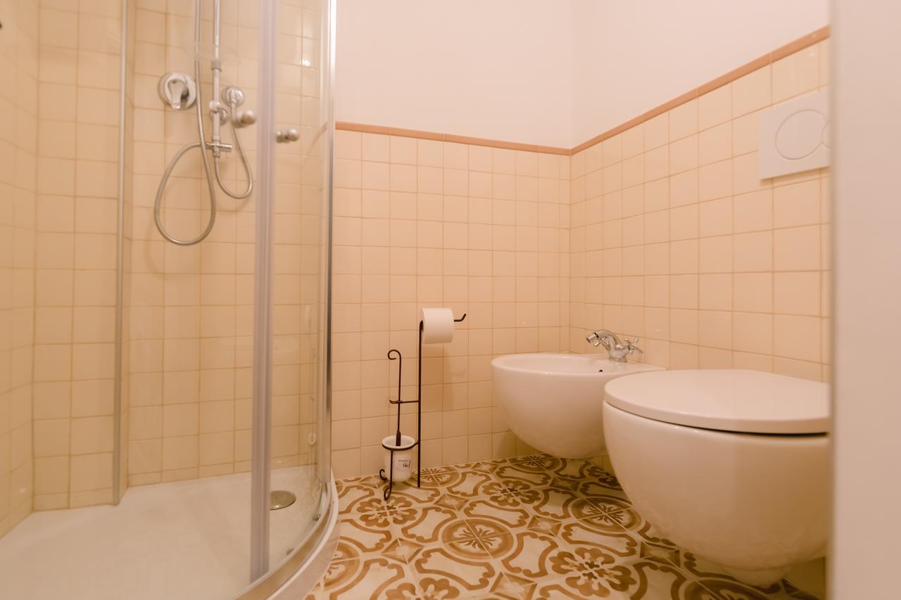 Historical And Luxury Apartment Болонья Екстер'єр фото