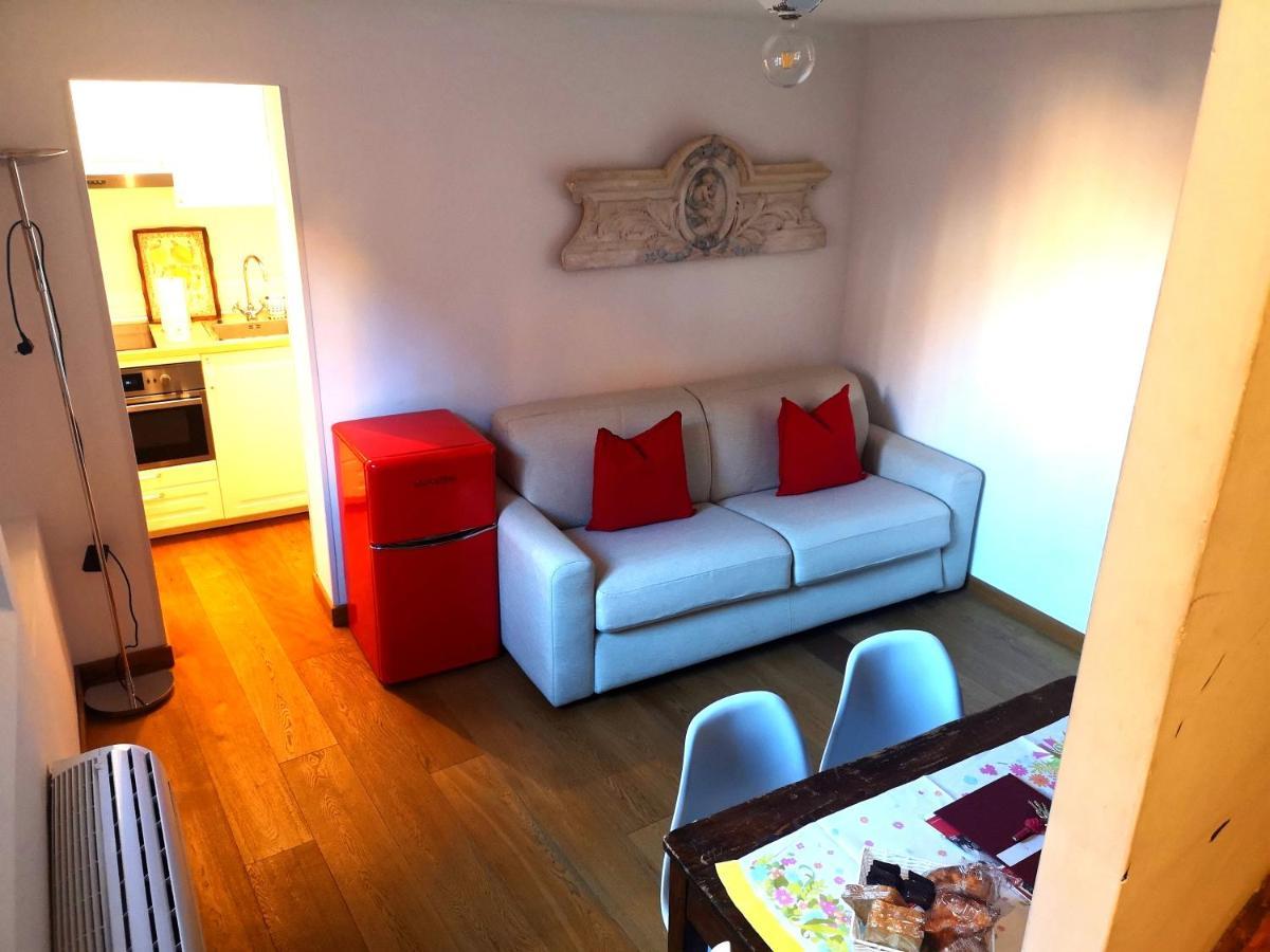 Historical And Luxury Apartment Болонья Екстер'єр фото