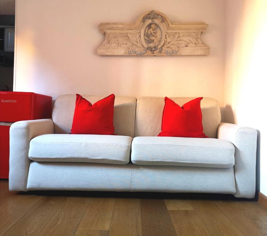 Historical And Luxury Apartment Болонья Екстер'єр фото